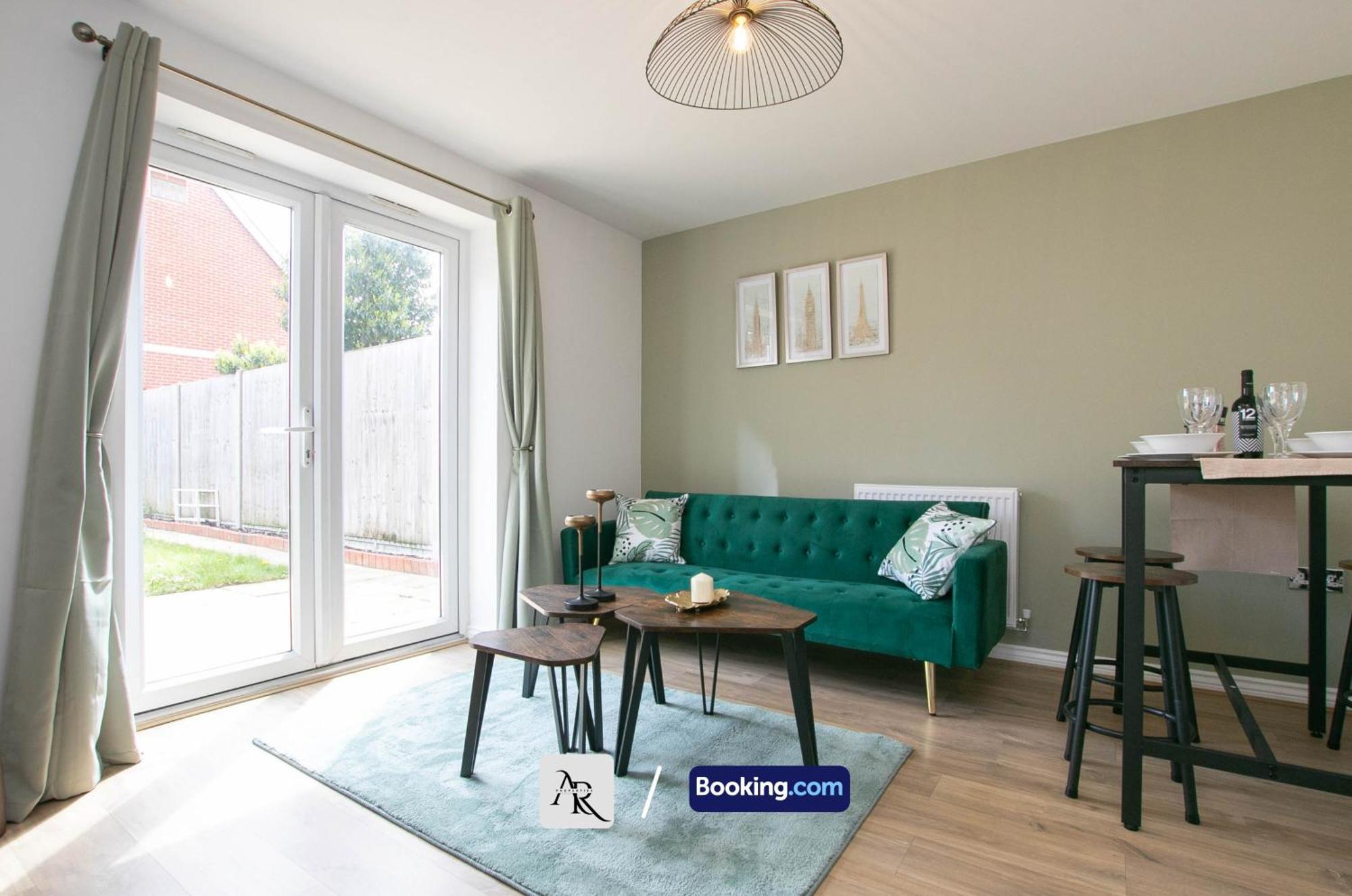 Cozy House By Ar Properties Short Lets & Serviced Accommodation Colchester Extérieur photo