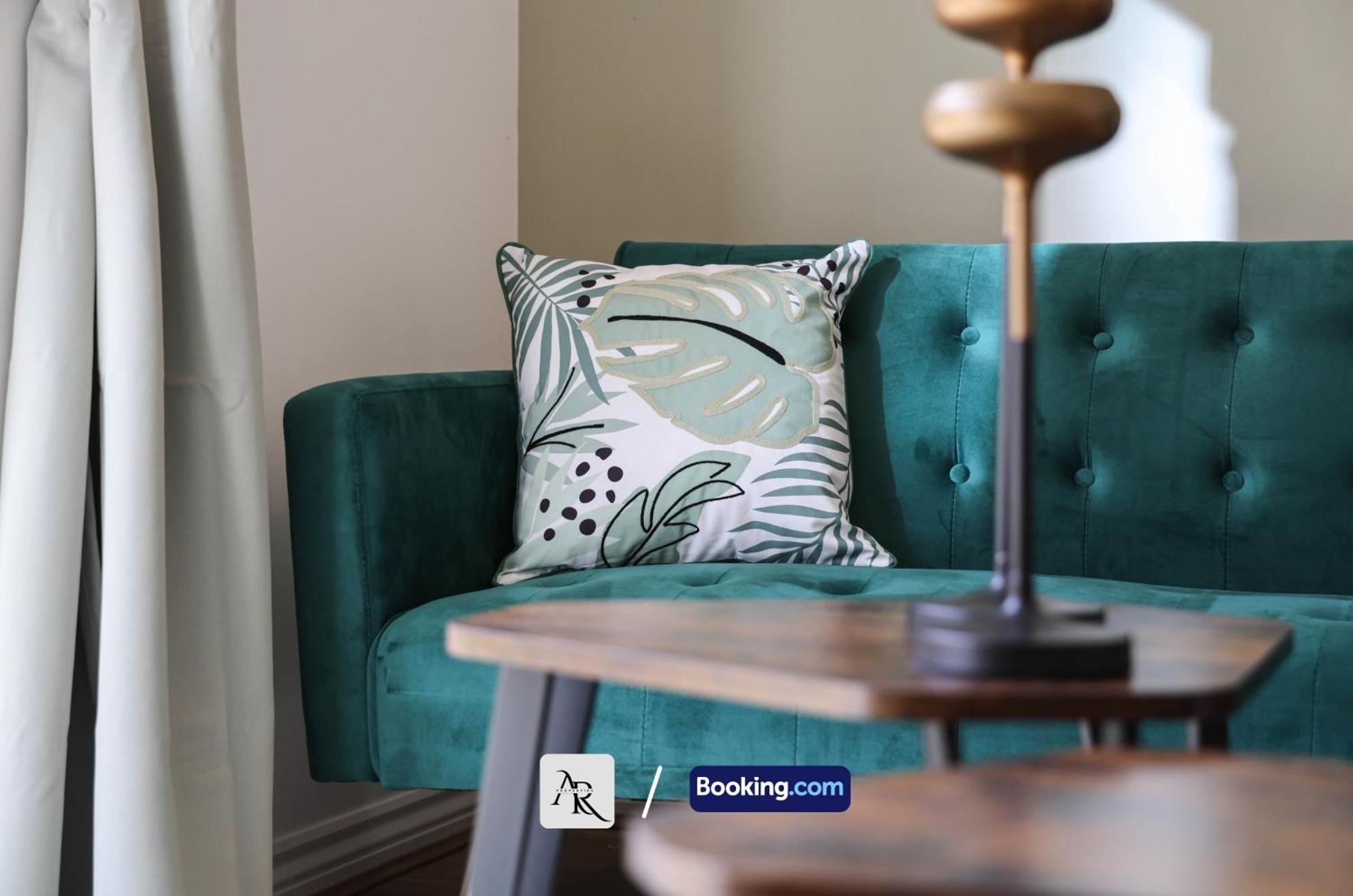 Cozy House By Ar Properties Short Lets & Serviced Accommodation Colchester Extérieur photo