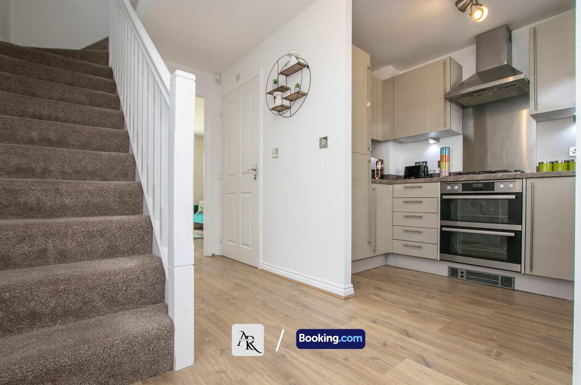 Cozy House By Ar Properties Short Lets & Serviced Accommodation Colchester Extérieur photo